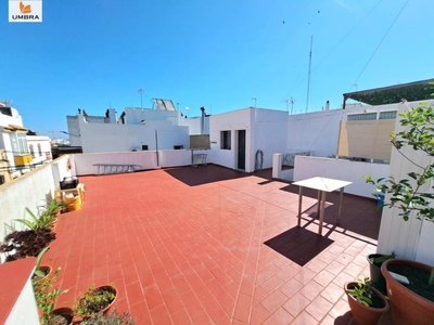Venta Casa unifamiliar Chiclana de la Frontera. Con terraza 95 m²