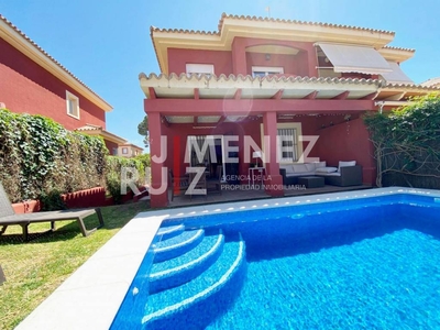 Venta Casa unifamiliar El Puerto de Santa María. Con balcón