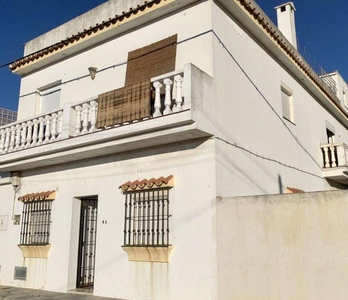 Venta Casa unifamiliar San Roque. Con terraza 200 m²