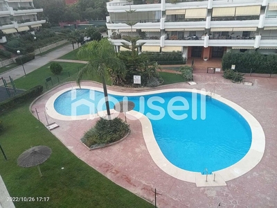Venta de piso en Guadalmina de 2 habitaciones con terraza y piscina