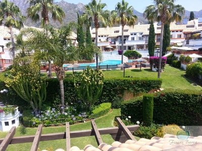 Alquiler de casa con piscina y terraza en Valdeolletas-Las Cancelas-Xarblanca (Marbella (Municipio)), Urbanización Reserva de Valdeolletas