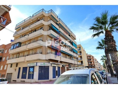 Apartamento en venta en Carrer de Federico García Lorca, 16