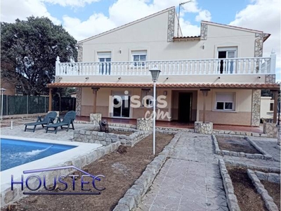 Casa en venta en Calle del Monteaveruelo, cerca de Calle de las Encinas