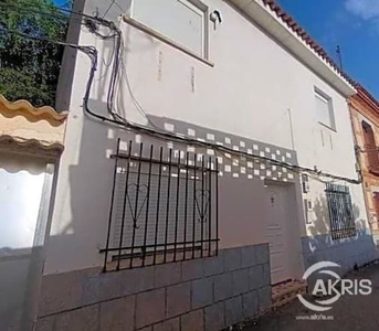 CHALET EN VENTA EN MOCEJÓN