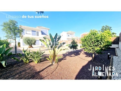 Chalet en venta en Urbanización Jardines Almenara