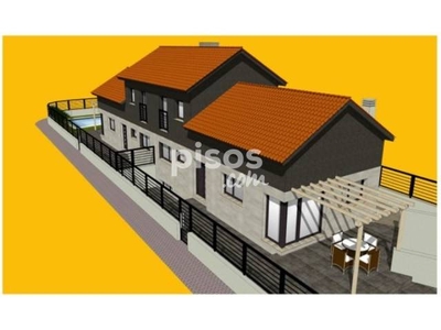 Chalet pareado en venta en Calle Brezo Espliego y Acebal