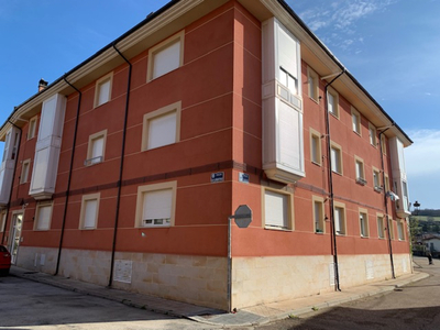 Venta de piso en Cervera de Pisuerga