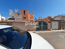 Casa unifamiliar en venta en Calle Águila en La Siesta-El Salado-Torreta-El Chaparral por 45.000 €