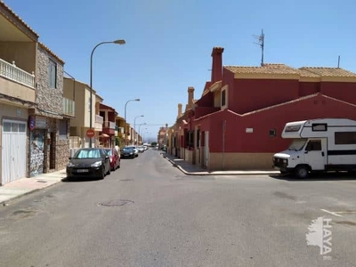 Chalet adosado en venta en Calle Violeta, Bajo, 04738, Vicar (Almería)