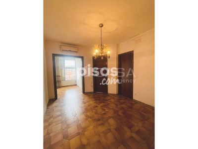 Piso en venta en Zona Franca