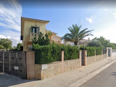 Venta Chalet en Carrer Déntol 90 Palma de Mallorca. Muy buen estado plaza de aparcamiento con terraza calefacción central 298 m²