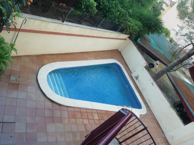 Venta de piso con piscina y terraza en Cunit, CAN CEGO