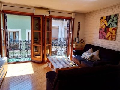 Venta Piso Bilbao. Piso de dos habitaciones en Calle Belostikale. Cuarta planta con balcón calefacción individual