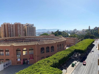 Venta Piso Málaga. Piso de tres habitaciones en Paseo de Reding27-29. Buen estado séptima planta