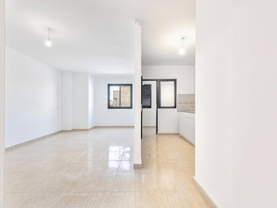 Venta Piso Santa Lucía de Tirajana. Piso de dos habitaciones Primera planta