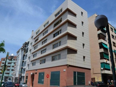 Venta Piso Tarragona. Piso de tres habitaciones Buen estado quinta planta