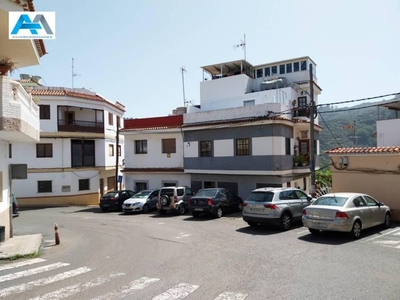 Venta Piso Teror. Piso de dos habitaciones en Calle camino viejo del hoyo. Buen estado con terraza