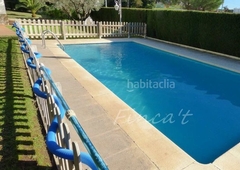 Casa con piscina y jardín en Bigues i Riells