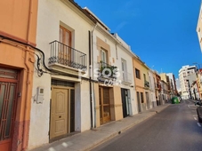 Casa en venta en Calle del Nueve de Marzo, cerca de Calle del Obispo Caperó en Norte por 89.000 €
