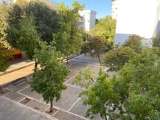Venta de piso con terraza en San Pablo (Sevilla), San Pablo