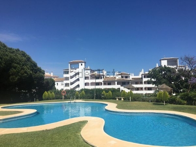 Alquiler de piso con piscina en Sitio de Calahonda - Atalaya (Mijas)