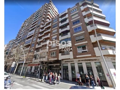 Piso en venta en Avenida del Doctor Oloriz, 2