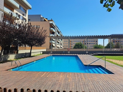 Venta de piso con piscina en Poblenou-Olivar Gran (Figueres), Poble nou