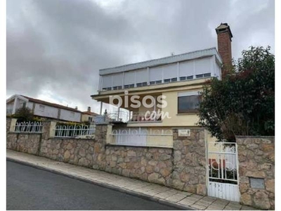 Casa adosada en venta en Calle Azorín