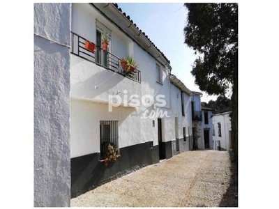 Casa adosada en venta en Calle de la Sola