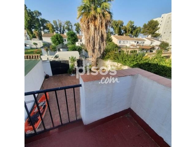 Casa adosada en venta en Calle Jabega