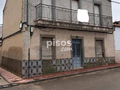 Casa adosada en venta en Calle Jaén