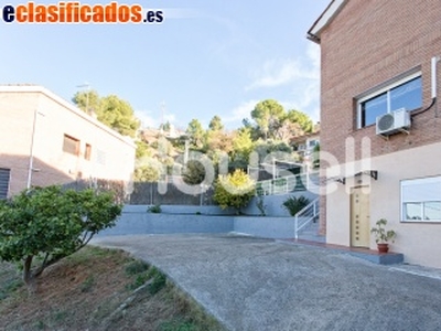 Chalet en venta de 132..