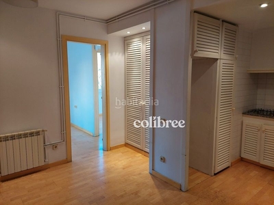 Piso en venta , con 67 m2, 2 habitaciones y 1 baños y calefacción gas natural. en Barcelona