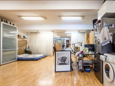 Piso oficina en venta en calle de sicília( se puede usar como vivienda) en Barcelona