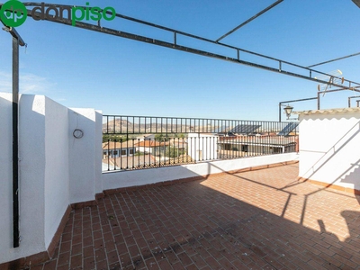 Venta Casa adosada en Larga Alhendín. Con terraza 184 m²