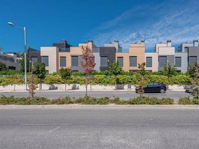 Venta Casa unifamiliar en Calle Tablas De Daimiel San Sebastián de los Reyes. Con terraza 323 m²