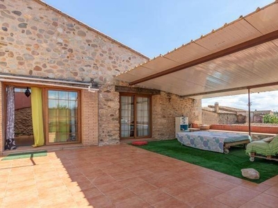 Venta Casa unifamiliar Sant Julià de Ramis. Con terraza 372 m²