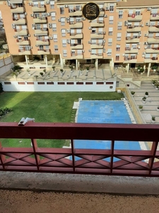 Alquiler de piso en Valdeastillas - Fuentezuelas de 3 habitaciones con piscina y garaje
