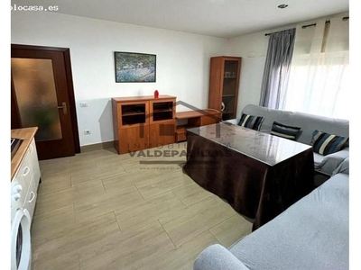 Apartamento de dos dormitorios en plena zona centro, totalmente reformado y bien equipado.