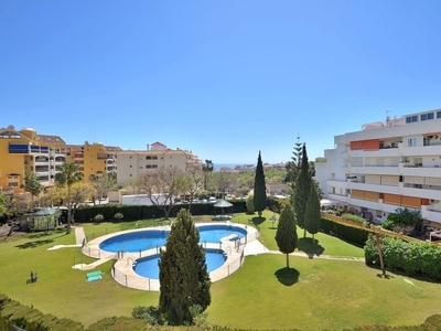 Apartamento en venta en Arroyo de la Miel, Benalmádena, Málaga