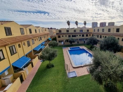 Casa adosada en venta en Playa de los Locos, Torrevieja