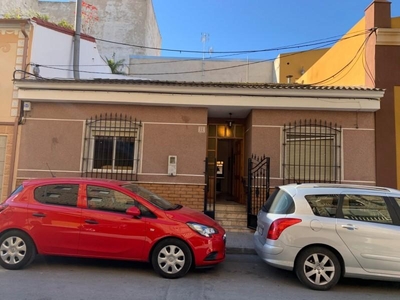 Casa en venta en Almoradí