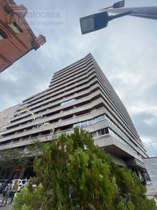 Piso en venta en Centro - Valladolid de 7 habitaciones con garaje y balcón