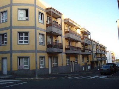 Piso en venta enc. benchomo, 31,san isidro de abona,sta. cruz tenerife