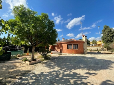Venta de casa con piscina y terraza en San Vicente del Raspeig (Sant Vicent del Raspeig), Urbanizacion villamontes
