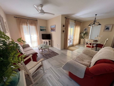 Venta de piso en Costa Ballena - Largo norte de 3 habitaciones con terraza y piscina