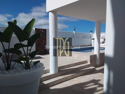 Villa en venta en Arona