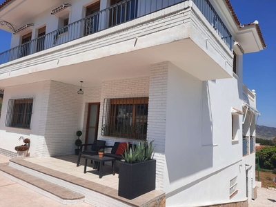 Alquiler de casa con piscina en Alhaurín de la Torre