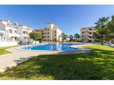 Apartamento amplio de 2 dormitorios y 2 baños zona Playa Flamenca, Orihuela Costa.