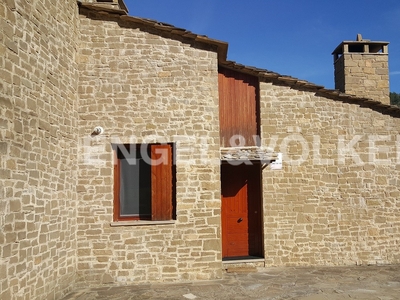 Encantadora casa de piedra en Pirineo Aragonés